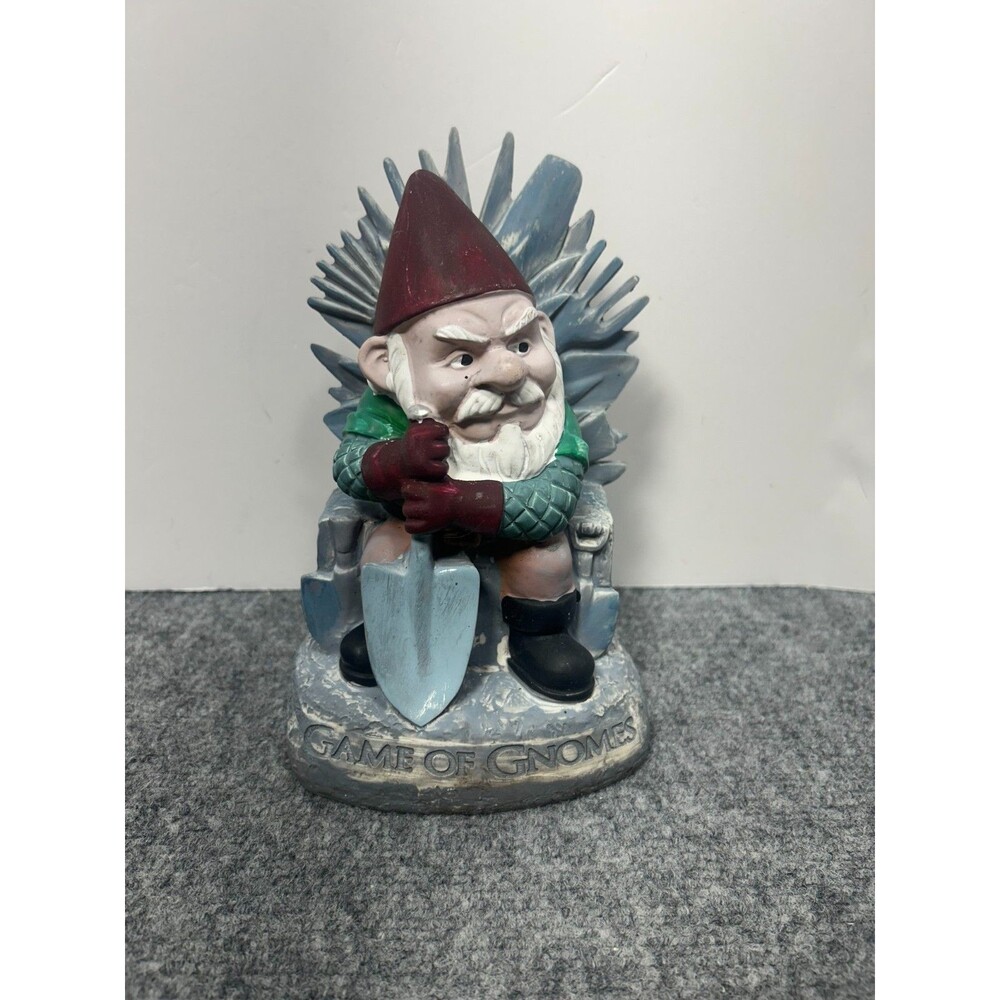 Game Of Gnomes Garden Statue Outdoor Lawn Figurine Decoration Gift Big Mouth Inc